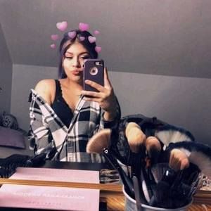 Meet your Posher, Erika